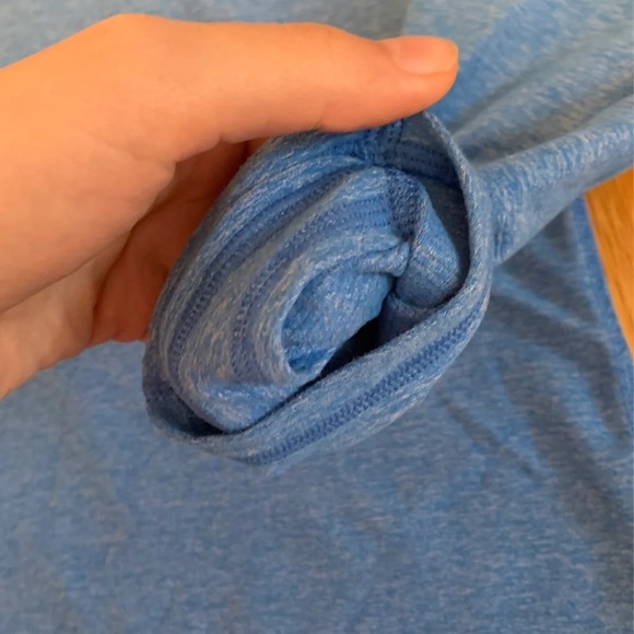 SOLD Ⓜ️ Lululemon Quarter Zip Long Sleeve - Picture 4 of 6